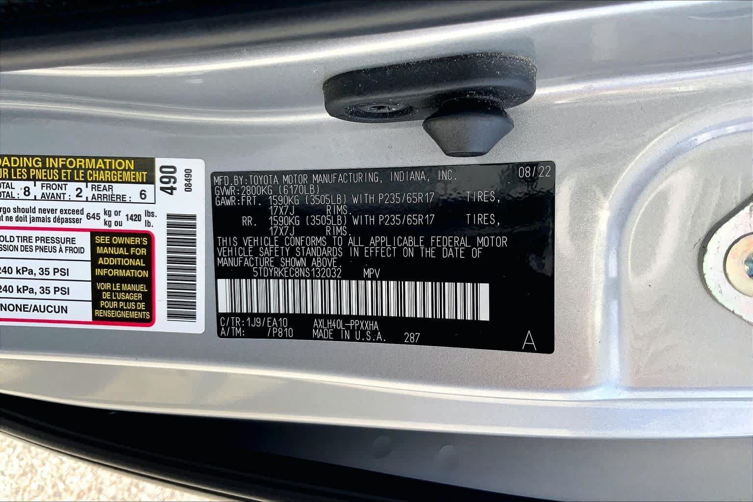Used 2022 Toyota Sienna XLE FWD image 36