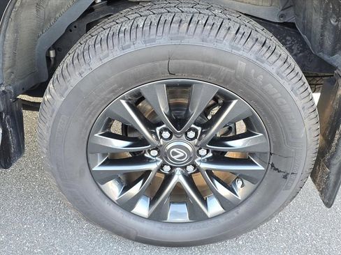 Used 2021 Lexus GX 460 Premium image 11