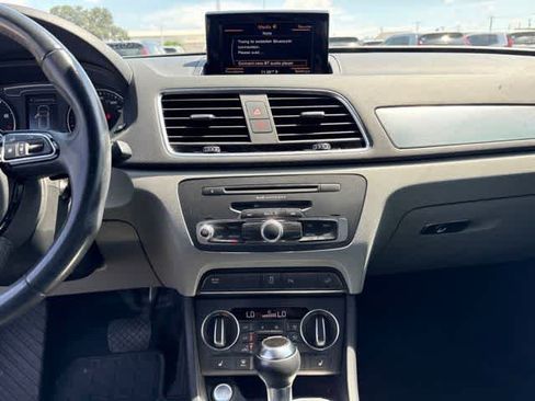 Used 2018 Audi Q3 2.0T Premium FWD image 21