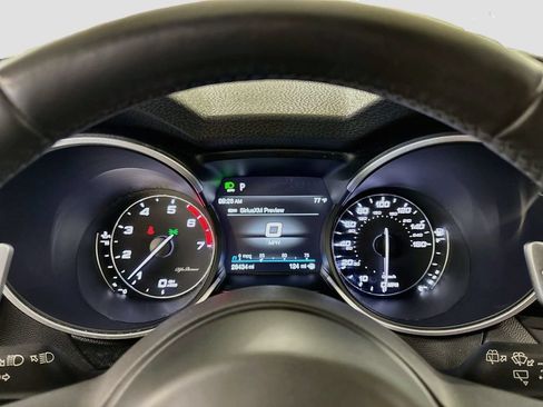 Used 2023 Alfa Romeo Stelvio Sprint AWD/4WD image 10
