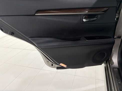 Used 2017 Lexus ES 350 w/ Luxury Package FWD image 15