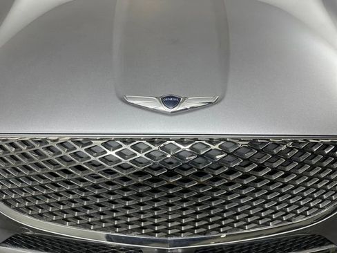 Used 2023 Genesis GV70 2.5T w/ Select Package image 9