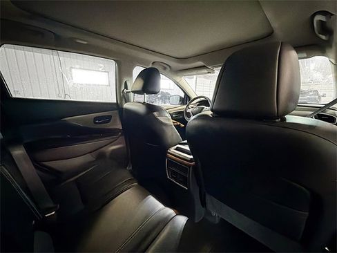 Used 2017 Nissan Murano SL image 11