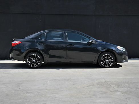 Used 2015 Toyota Corolla S FWD image 6