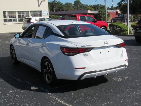 Used 2024 Nissan Sentra SV image 5