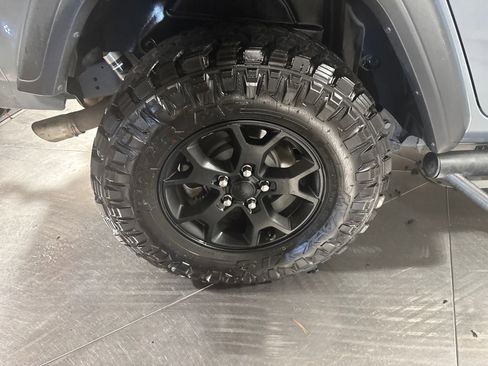 Used 2020 Jeep Wrangler Unlimited Sport image 13