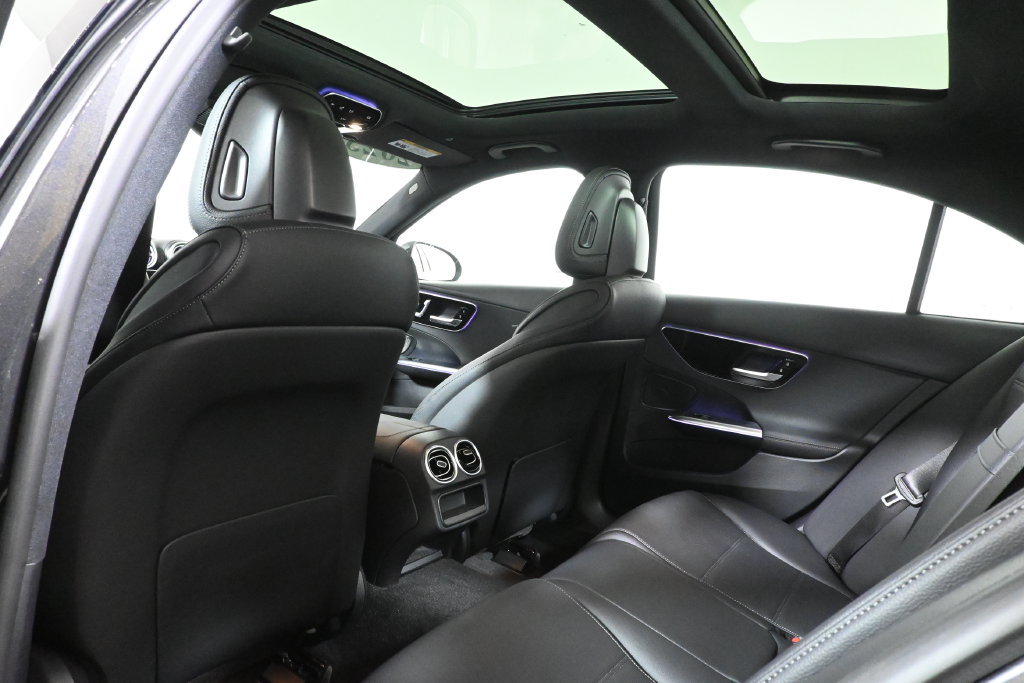 Used 2023 Mercedes-Benz C 300 4MATIC Sedan image 28