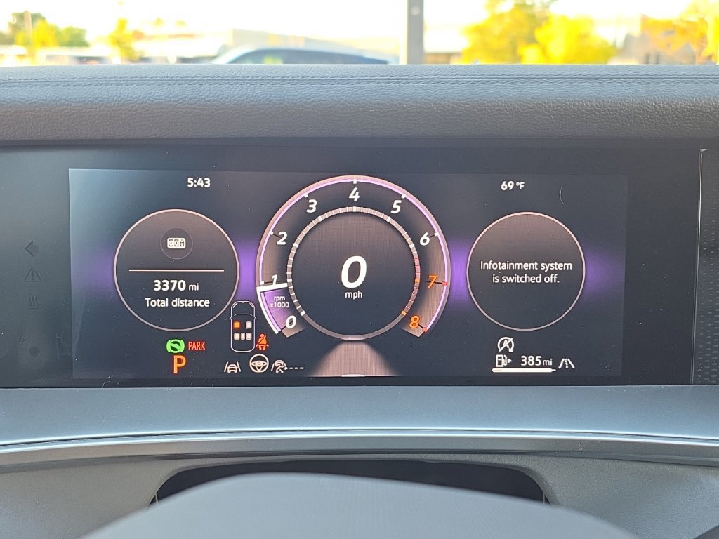 Certified 2026 Volkswagen Tiguan SE R-Line AWD/4WD image 16