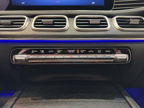 Certified 2025 Mercedes-Benz GLE 350 4MATIC image 67