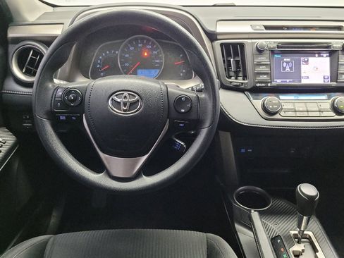 Used 2014 Toyota RAV4 XLE w/ Preferred Accessory Package FWD image 22