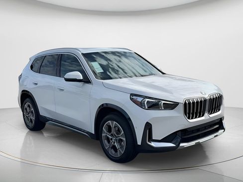 Used 2026 BMW X1 xDrive28i w/ Convenience Package AWD/4WD image 2
