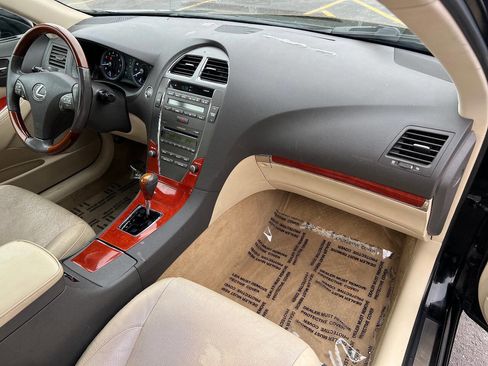 Used 2011 Lexus ES 350 image 26