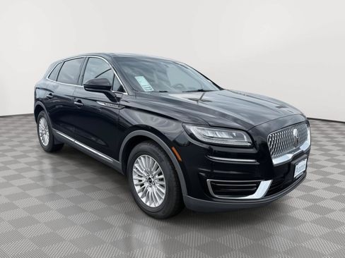 Used 2020 Lincoln Nautilus Premier AWD/4WD image 5