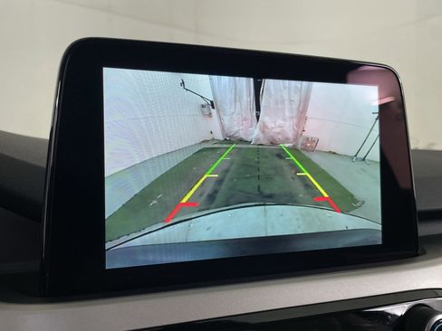 Used 2022 Ford Escape SE w/ Convenience Package image 16