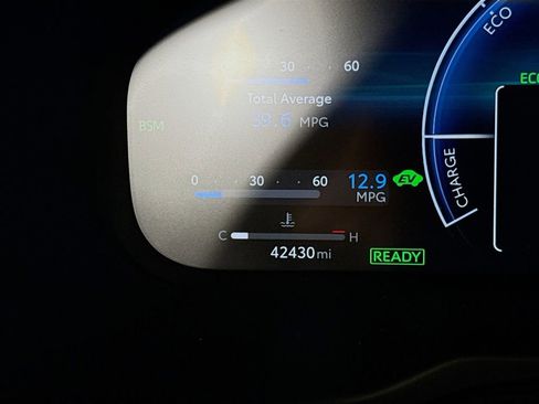 Used 2024 Toyota RAV4 Limited image 12