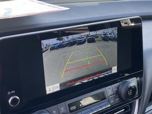 Certified 2025 Toyota Grand Highlander XLE image 29