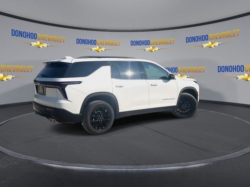 New 2026 Chevrolet Traverse LT w/ Midnight/Sport Edition FWD image 11