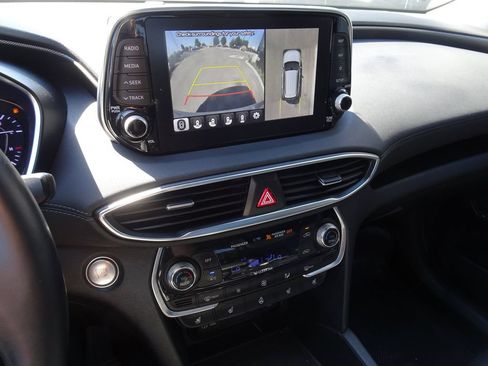 Used 2019 Hyundai Santa Fe AWD image 19