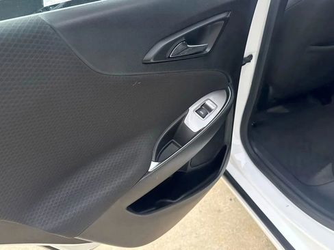 Used 2020 Chevrolet Malibu LT image 18