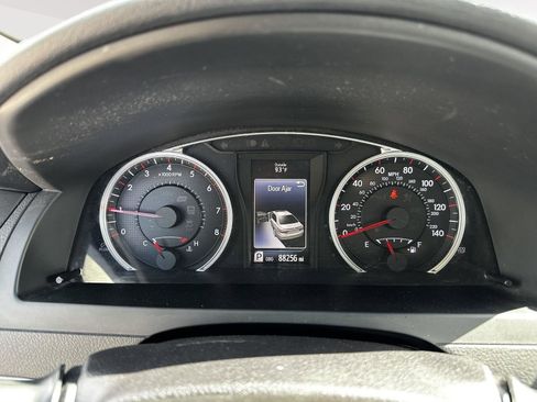 Used 2016 Toyota Camry XSE w/ Moonroof Package FWD image 13