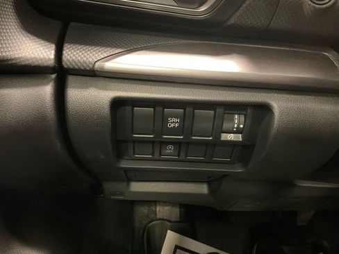 Used 2022 Subaru Forester Premium AWD/4WD image 17