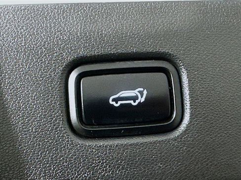 Used 2023 Hyundai Tucson SEL image 11