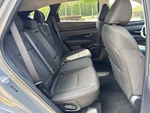 Used 2025 Hyundai Tucson SEL FWD image 13