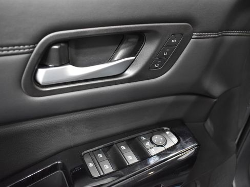New 2026 Nissan Pathfinder Platinum AWD/4WD image 15