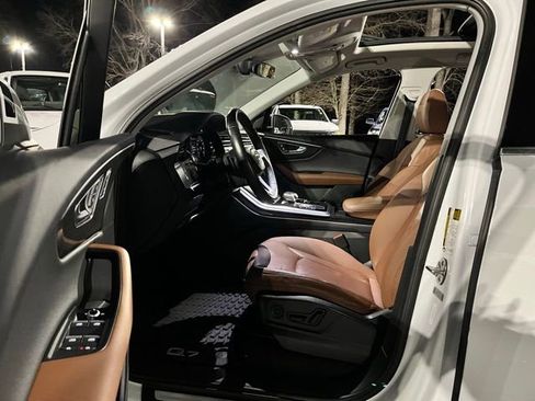 Used 2021 Audi Q7 2.0T Premium w/ Convenience Package image 15