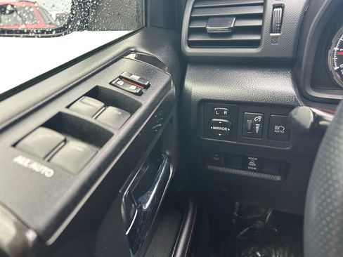 Used 2020 Toyota 4Runner TRD Off-Road Premium w/ Moonroof Package AWD/4WD image 18