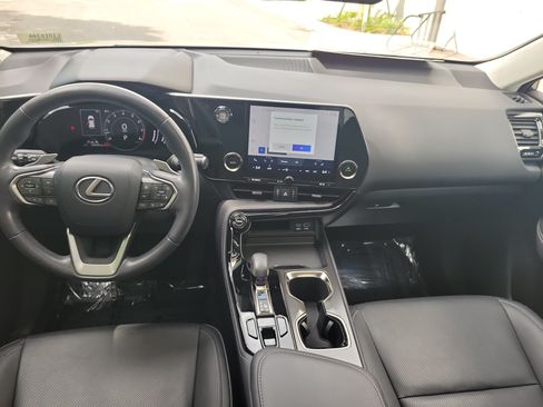 Certified 2024 Lexus NX 250 FWD w/ Towing Package (2000 Lbs) image 15