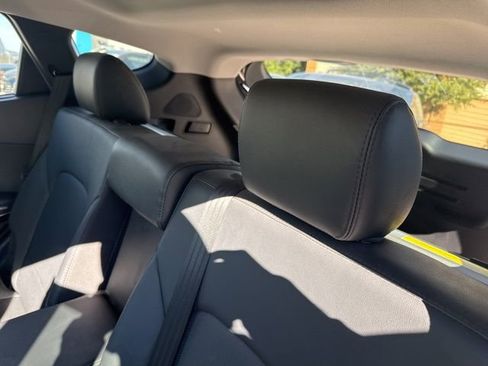 Used 2018 Hyundai Santa Fe Sport image 10