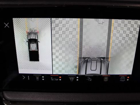 Used 2024 GMC Sierra 2500 AT4 w/ AT4 Premium Plus Package image 53