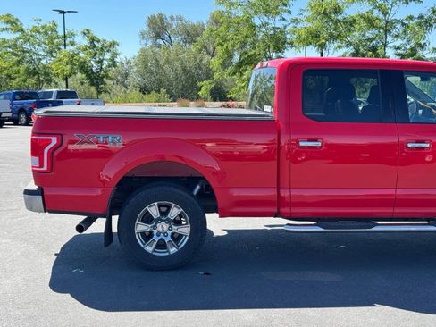 Used 2015 Ford F150 XLT w/ Equipment Group 301A Mid AWD/4WD image 9