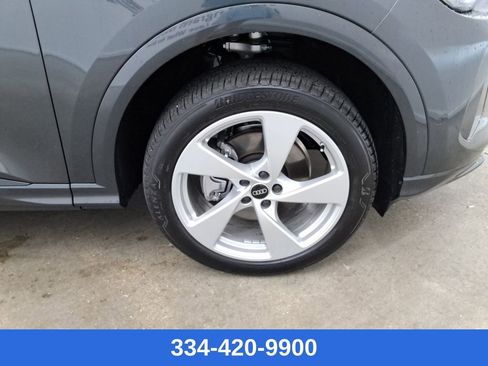 New 2025 Audi Q5 Premium Plus image 25