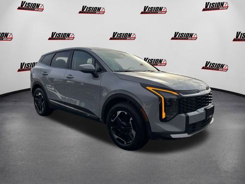 New 2026 Kia Sportage S image 3