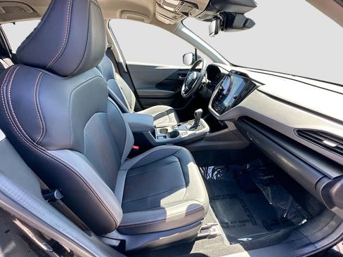 Used 2024 Subaru Crosstrek 2.5i Limited w/ Crosstrek Mirror Package image 27