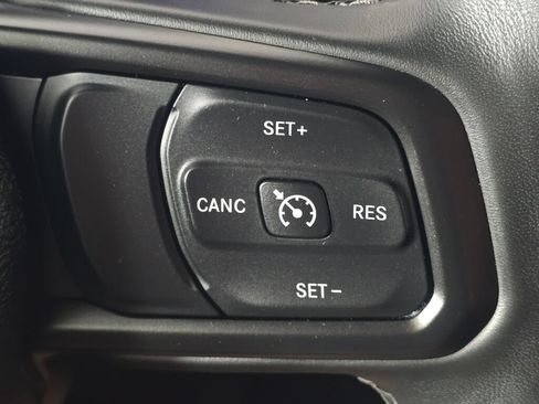 Used 2023 Jeep Wrangler Unlimited w/ Cold Weather Group AWD/4WD image 33