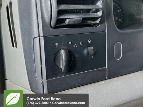 Used 2005 Ford F250 Lariat image 10