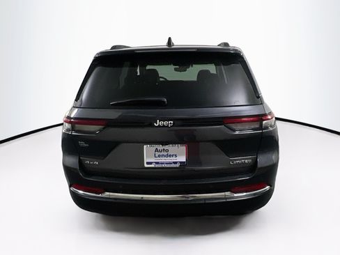 Used 2023 Jeep Grand Cherokee Limited w/ Trailer Tow Prep Group (B) AWD/4WD image 6