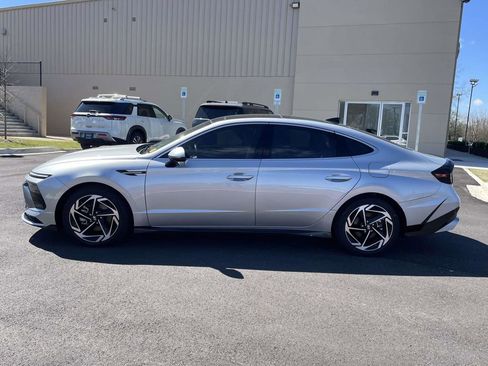 Certified 2024 Hyundai Sonata SEL w/ Convenience Package image 6
