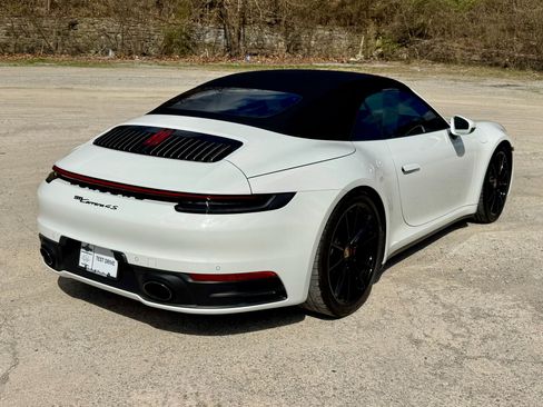 Used 2020 Porsche 911 Carrera 4S image 13