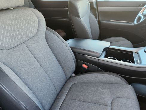 Used 2024 Hyundai Palisade SE image 18