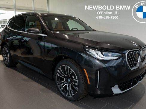 Used 2025 BMW X3 xDrive30i w/ Premium Package AWD/4WD image 1