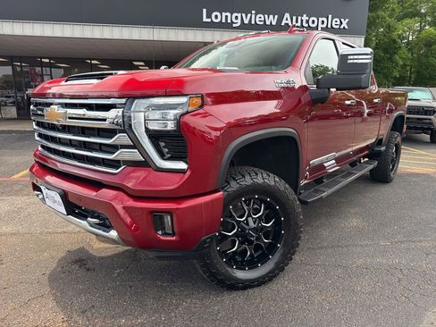 Used 2024 Chevrolet Silverado 2500 High Country w/ Technology Package AWD/4WD image 1