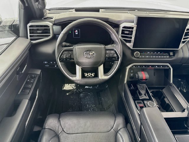 Used 2025 Toyota Tundra Platinum AWD/4WD image 23