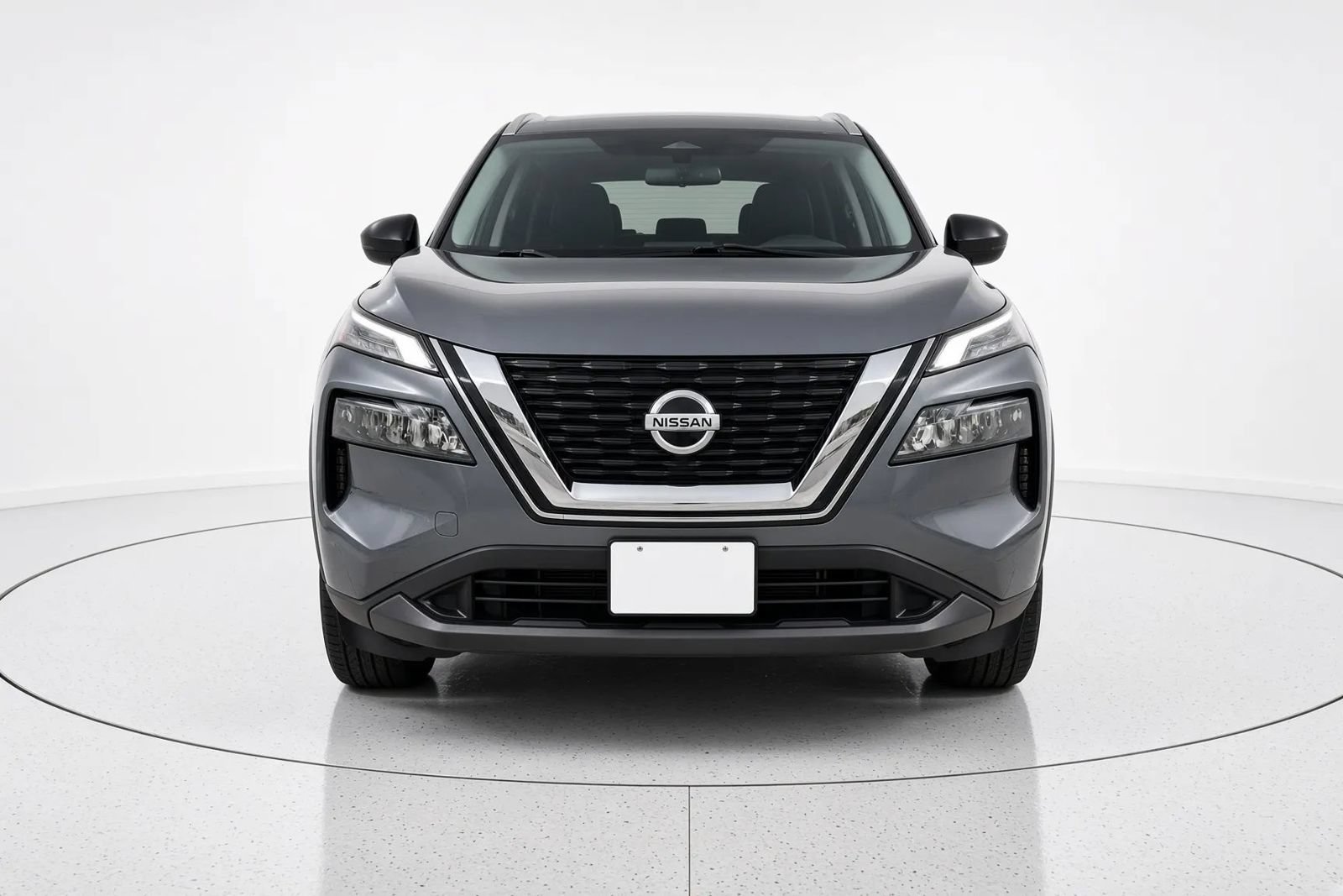 Used 2021 Nissan Rogue S FWD image 2