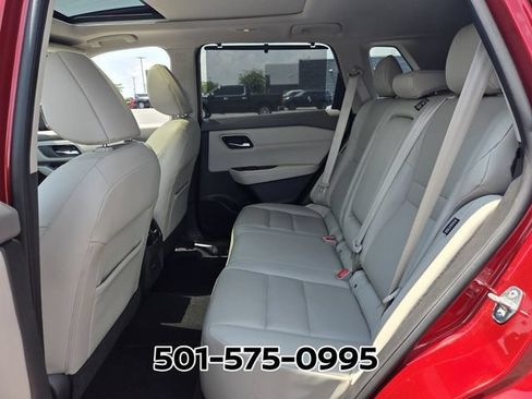 Used 2021 Nissan Rogue SV w/ Premium Package FWD image 14