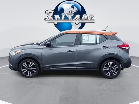 Used 2019 Nissan Kicks SR w/ SR Premium Package image 6
