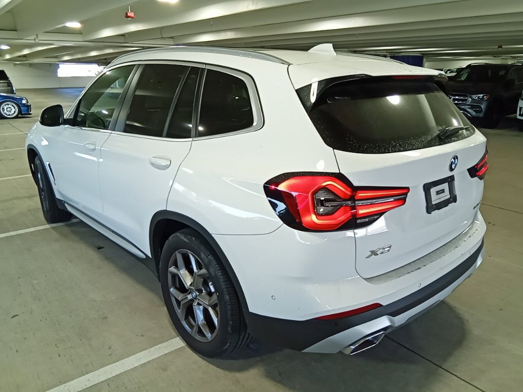 Used 2024 BMW X3 xDrive30i w/ Premium Package AWD/4WD image 7